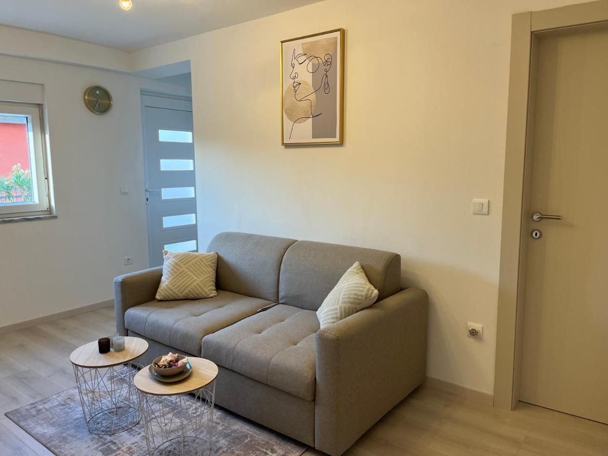 Apartment A & N With Free Private Parking Pula Zewnętrze zdjęcie